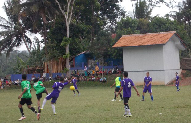 Turnamen Bola Desa Cisontrol, Jetak Boyong Piala Bergilir Kades