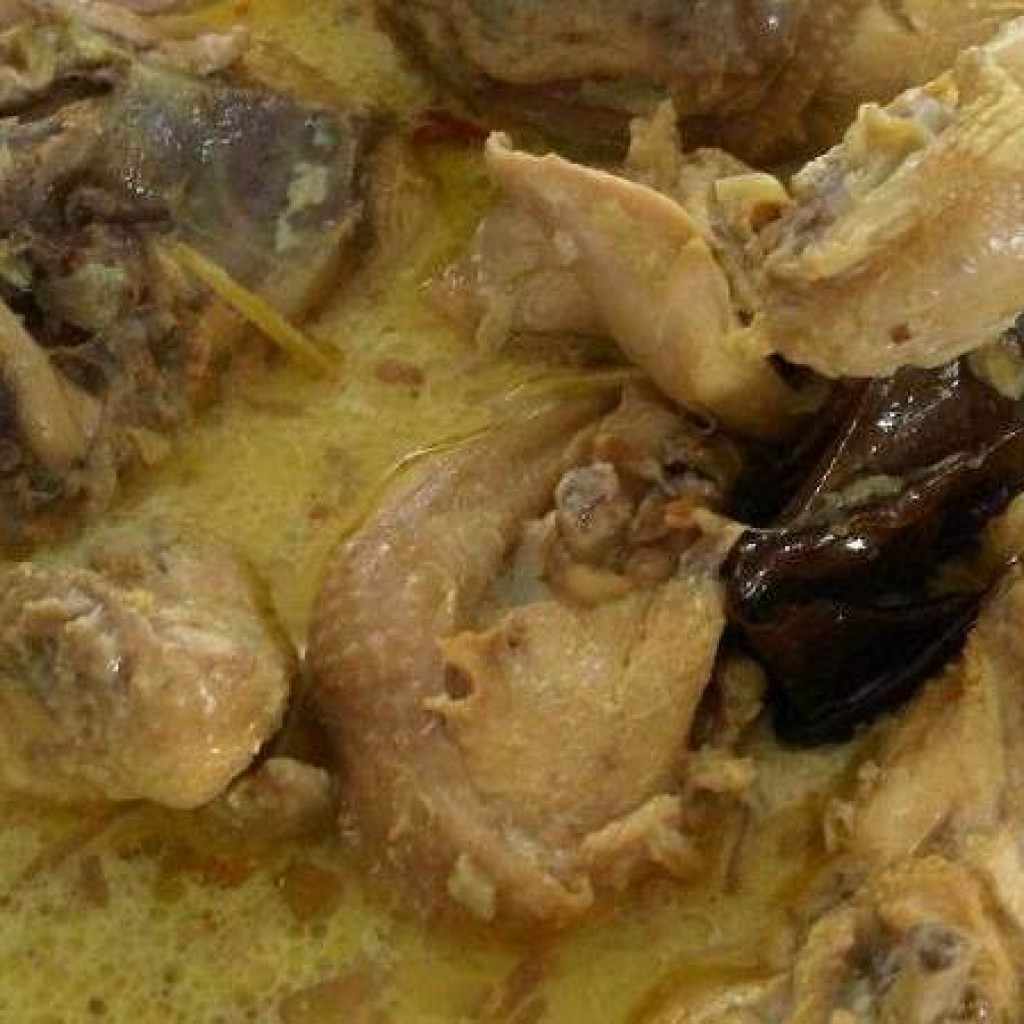 Resep Opor Ayam Masak Nanas