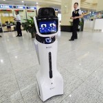 Robot Manajer Bank Cina