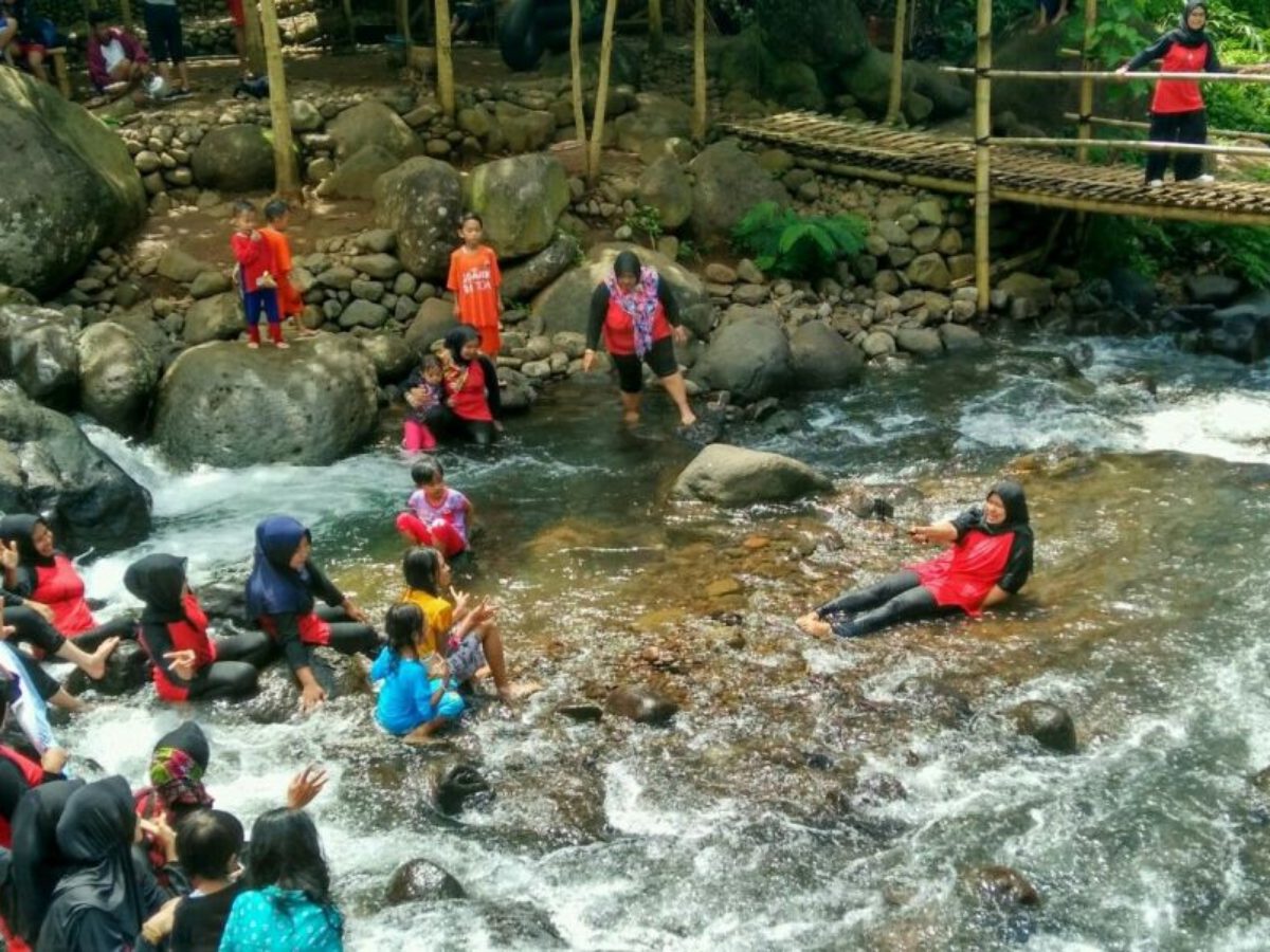 Sungai Cireong Tempat Wisata Di Ciamis Yang Sedang Hits