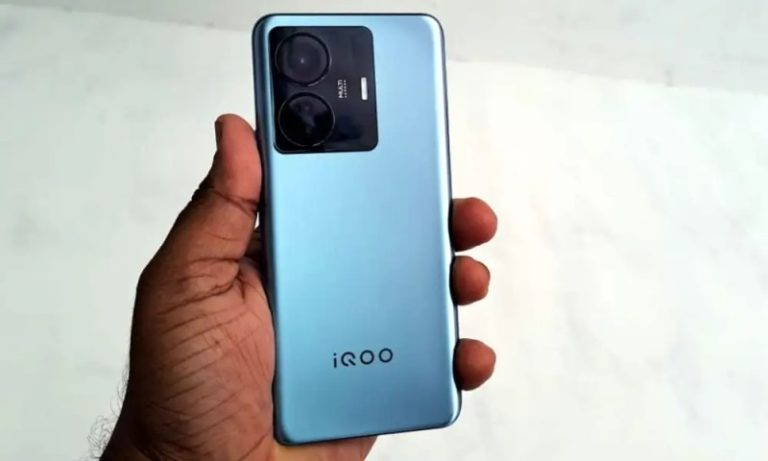 Penampakan iQOO Z6 Lite