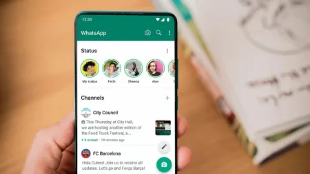 Cara Hapus Foto dan Video di Channel WhatsApp